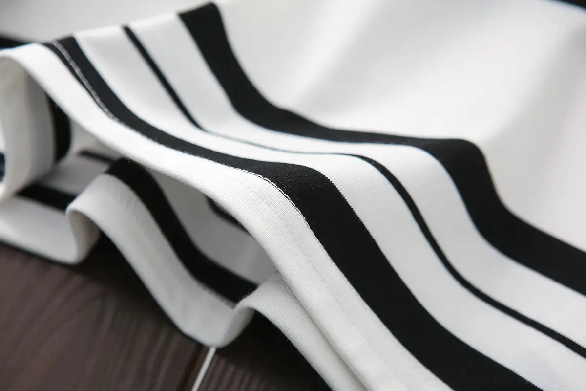 2025 Boys Long Sleeve Striped T-Shirt Medium Large — feature 8