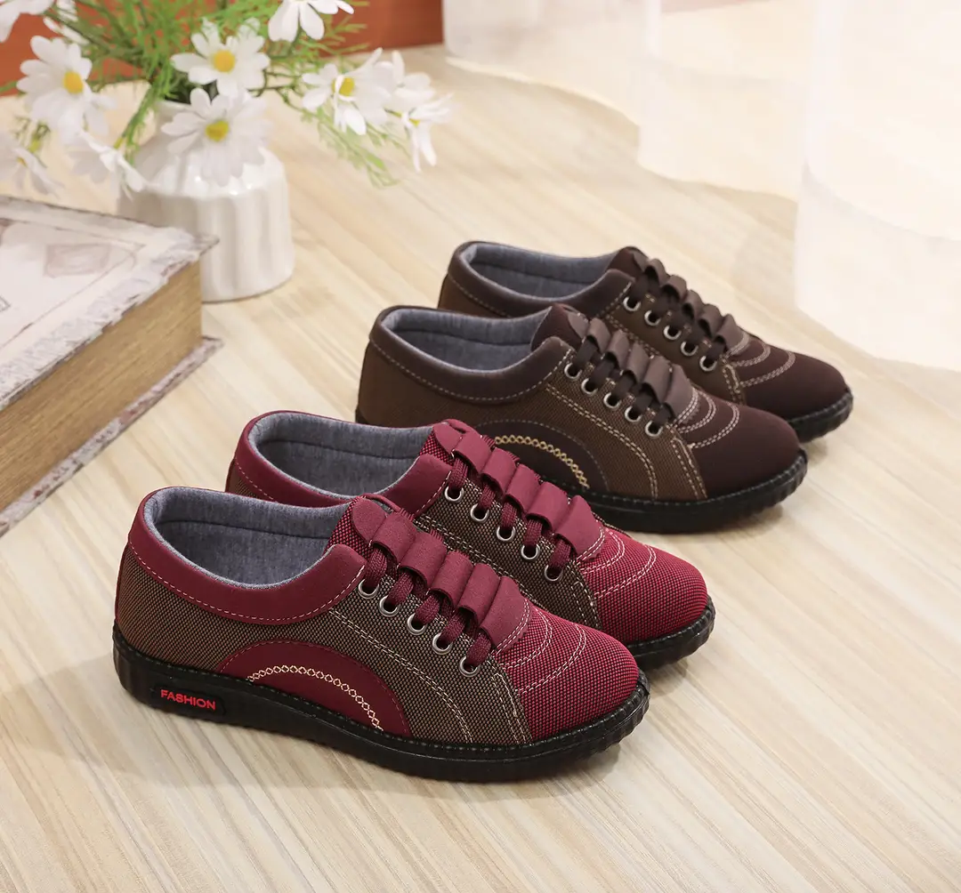 Spring and Autumn New Old Beijing Cloth Shoes Women's Mother Shoes Lightweight Non-slip Flat Milk Shoes Comfortable Soft-soled Casual Single-layer Shoes — feature 2