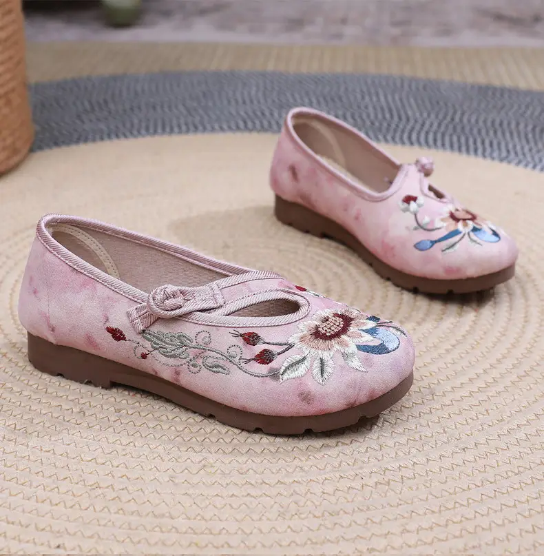 Retro Chinese Style Hanfu Shoes Old Beijing Cloth Shoes Women's Shallow Mouth Breathable Ethnic Style Embroidered Shoes Comfortable Soft Sole Mother Shoes — feature 25