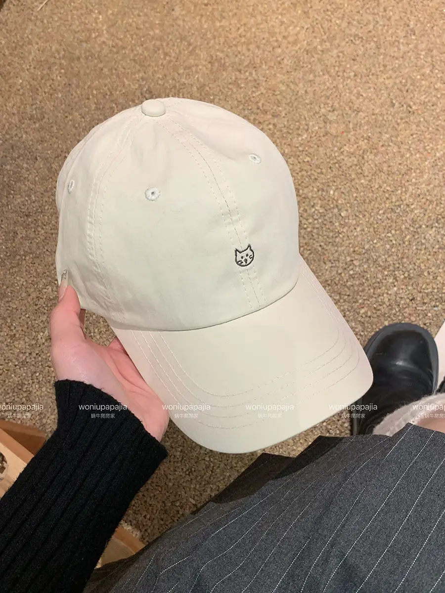 White Korean Cat Embroidery Baseball Cap for Women - Image 2