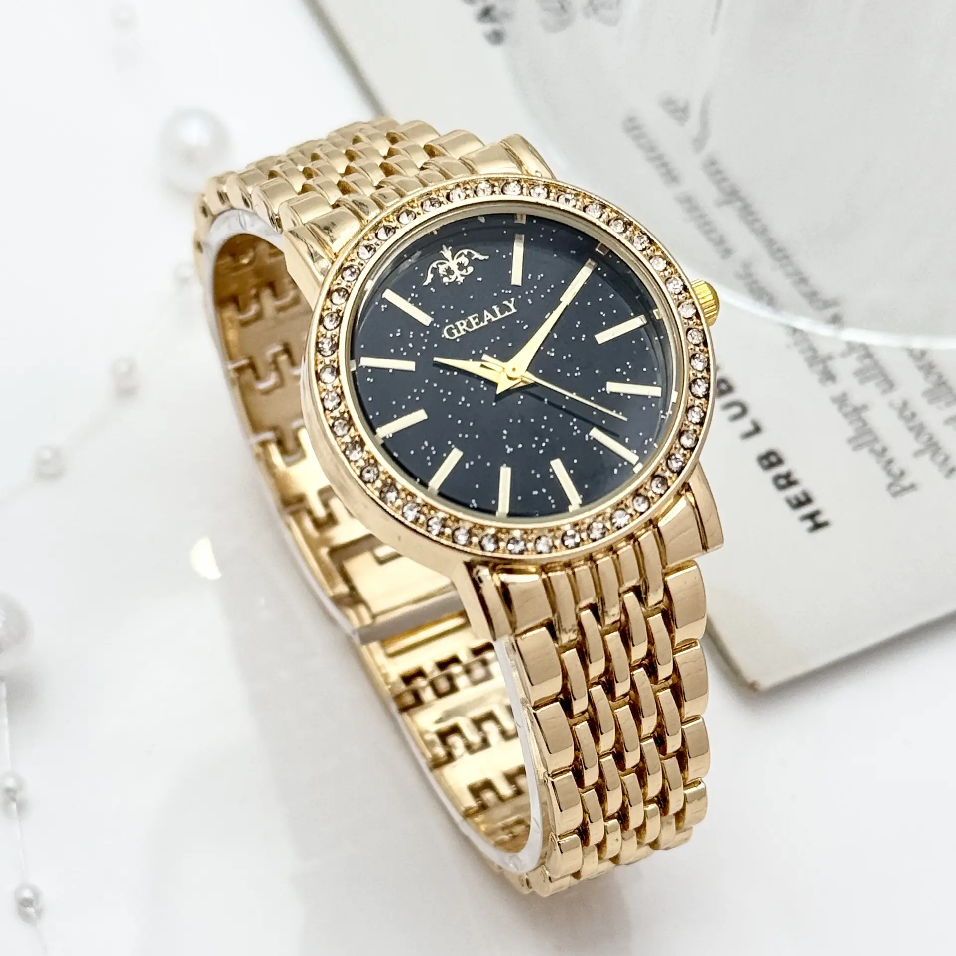 Women's Gold Starry Sky Quartz Watch with Diamond Bracelet — feature 12