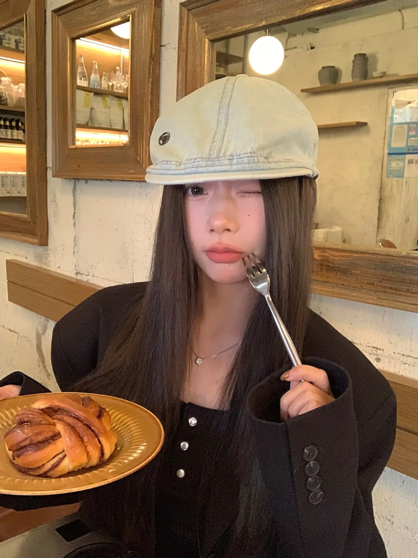 Women's Ancient Korean Style Denim Cap Forward Anti-Wear — feature 8