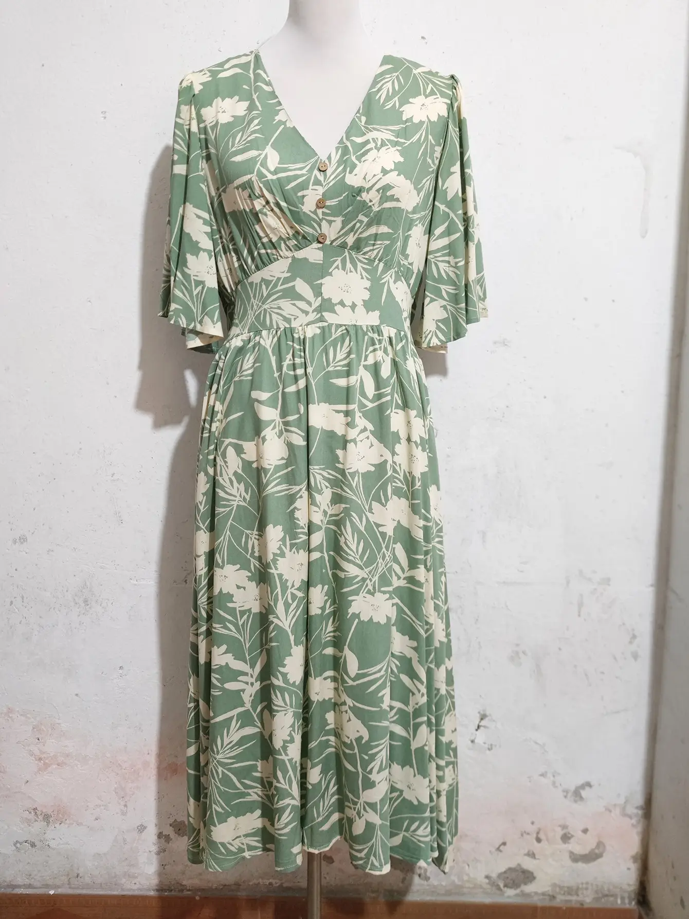 Green Floral V-Neck Shorts Dress for Women — feature 10