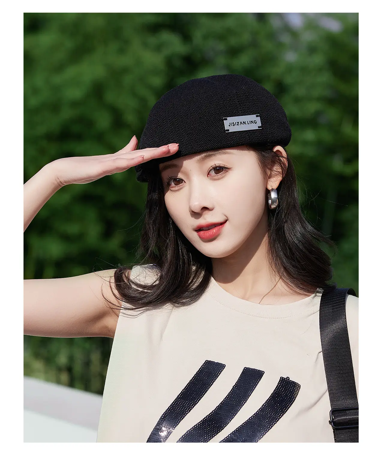 Women Korean Style Forward Hat with Metal Label — feature 16