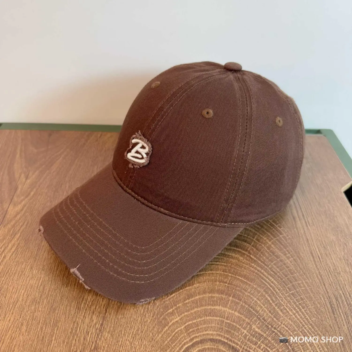 Vintage B-Brave Gray Baseball Cap with Wide Brim — feature 15