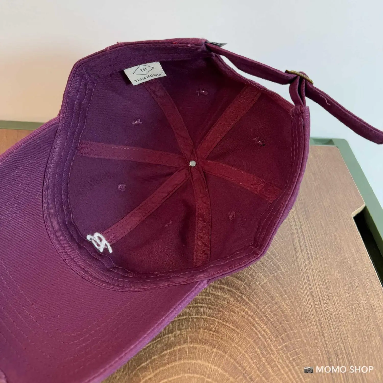 Vintage B-Brave Gray Baseball Cap with Wide Brim — feature 23