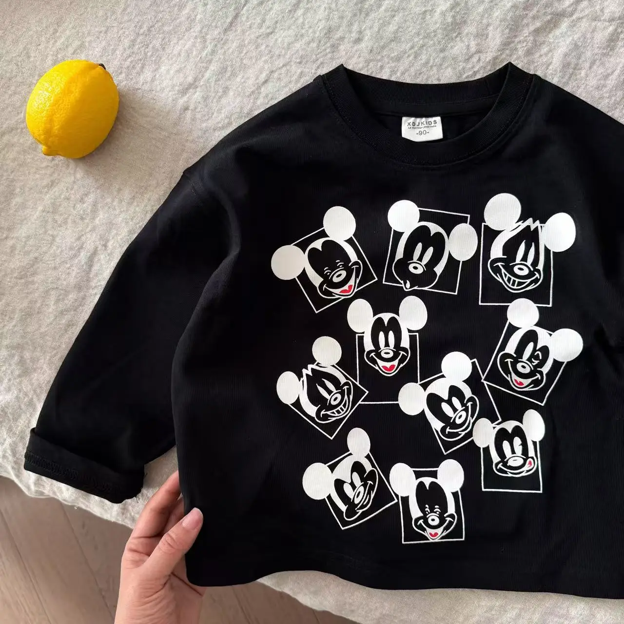 Children's Mickey Mouse Long Sleeve T-Shirt White Black — feature 5