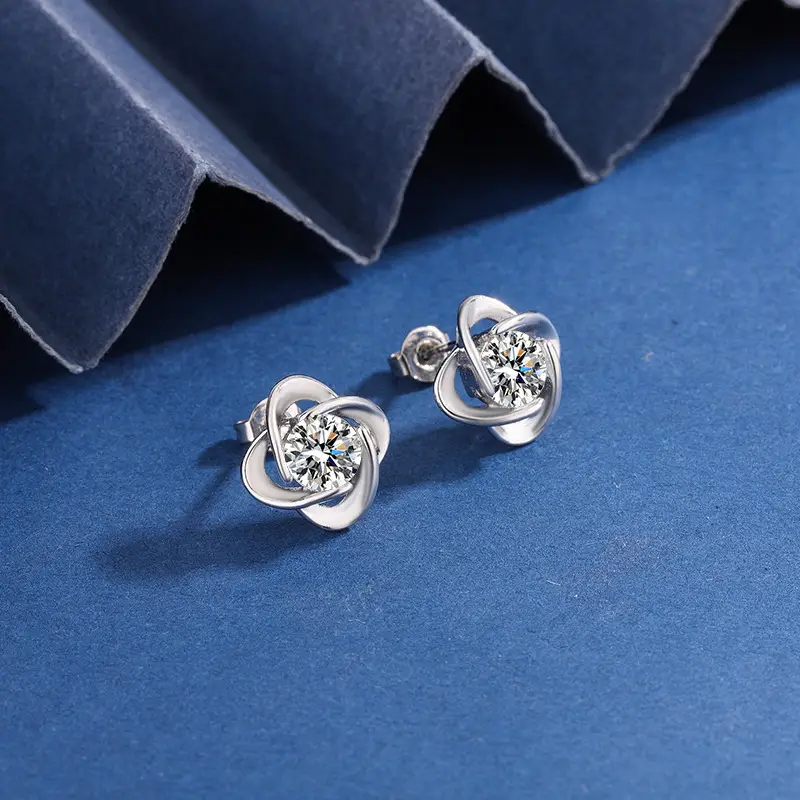 Women's Lucky Four-Leaf Clover Necklace Set Blue Elegant - Image 8