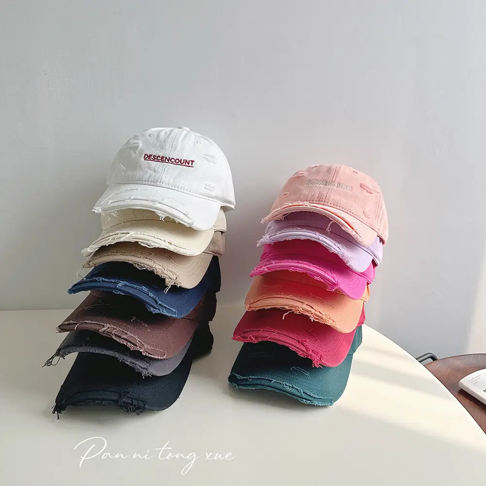 Korean Letter Embroidered Baseball Caps for Men Women
