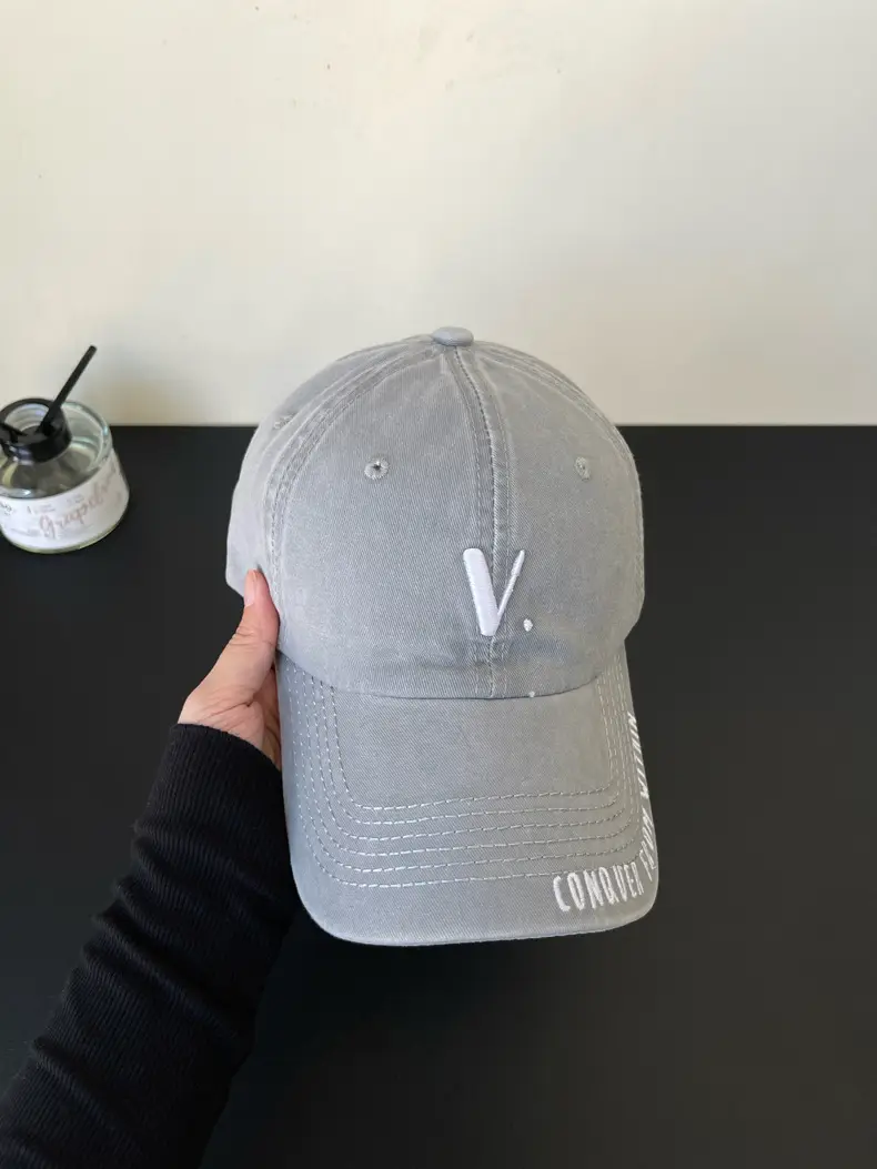 Korean-style Black Baseball Cap with Wide Brim for Men Women — feature 19