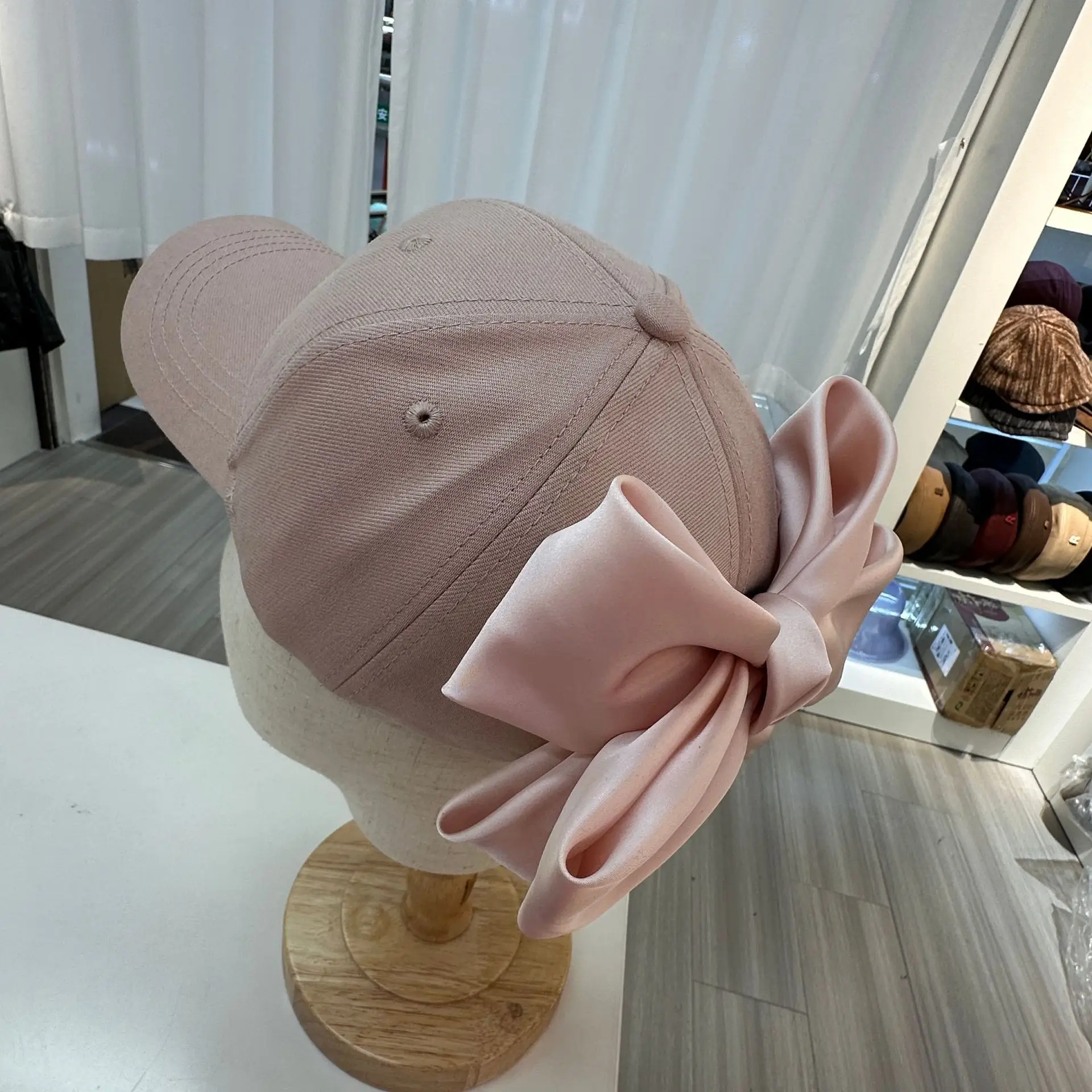 Women Korean Style Bow Hat Baseball Cap Red Coat — feature 13