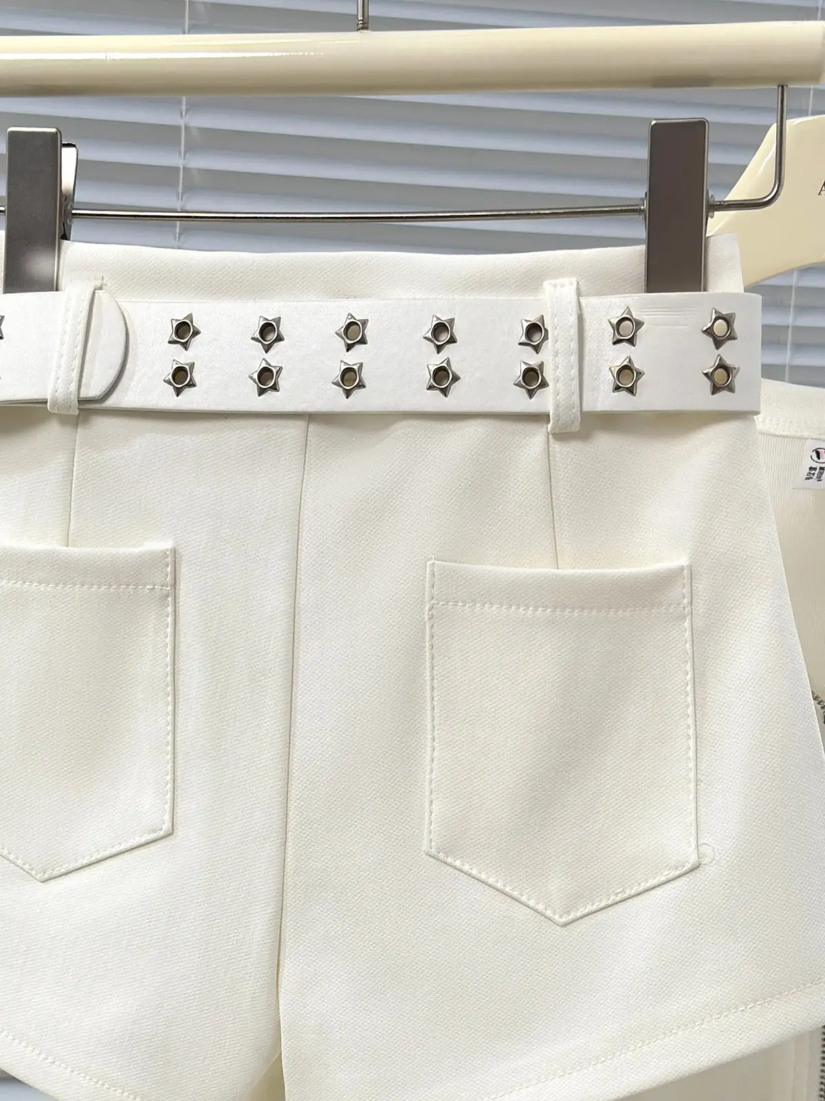 Women Black Hip Shorts with Belt 2025 Spring Summer — feature 9