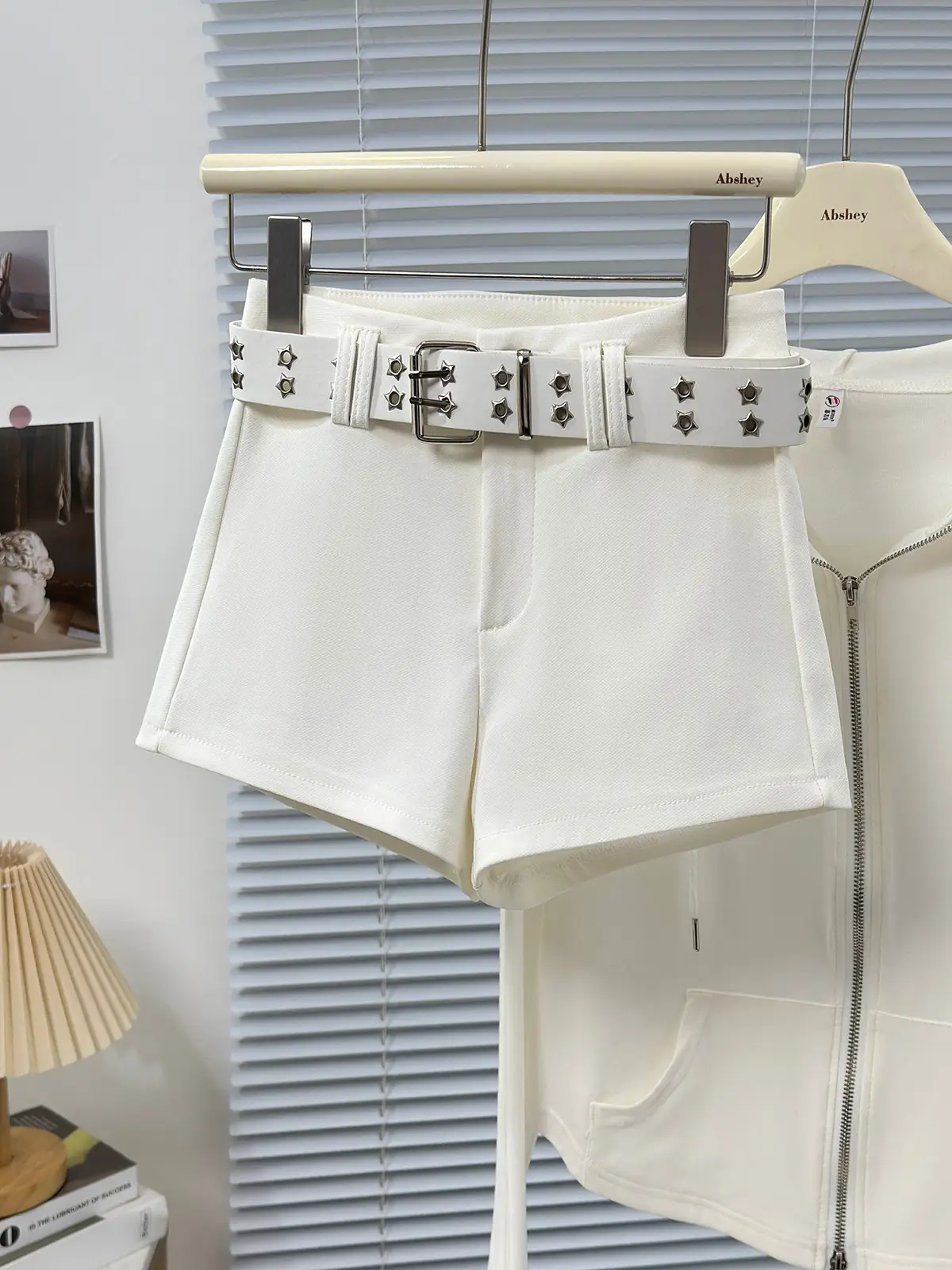 Women Black Hip Shorts with Belt 2025 Spring Summer