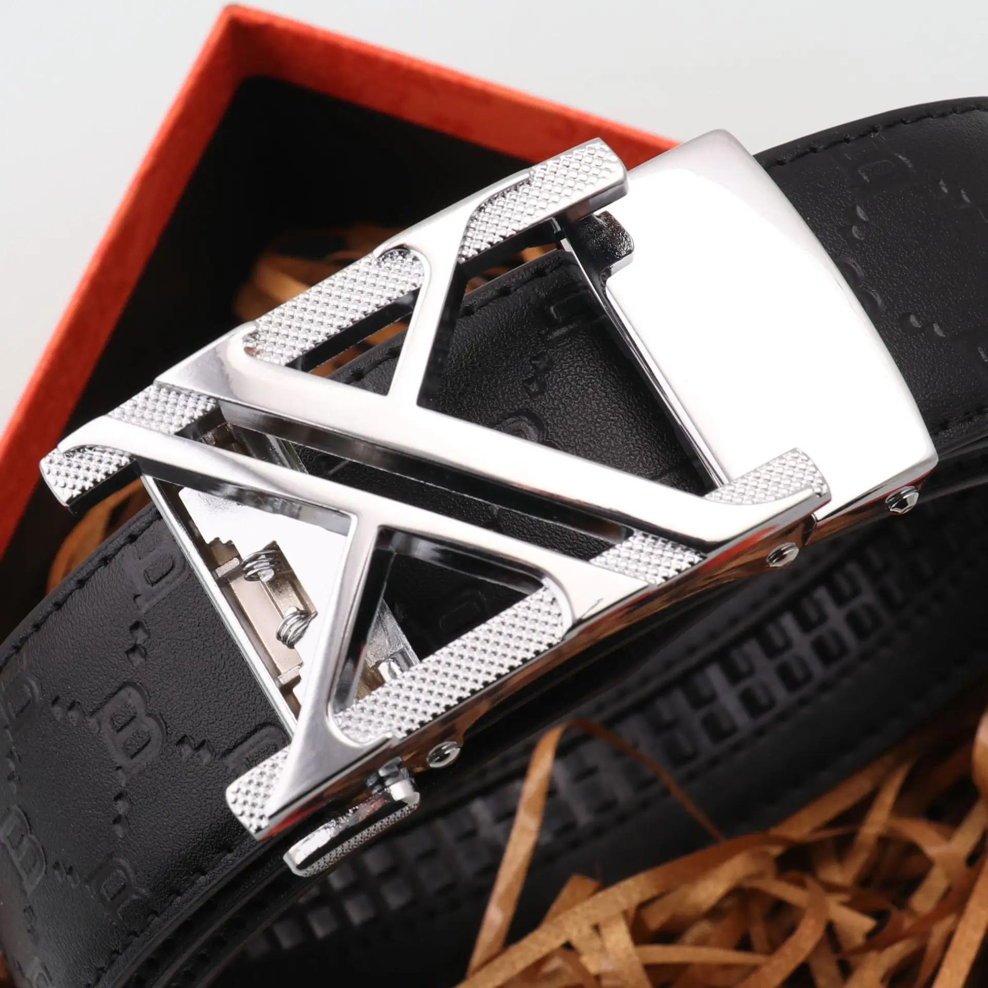 Men's Luxury Embossed Belt with Automatic Buckle — feature 17