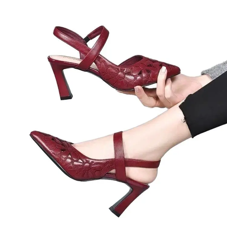Women's Pointed Embroidered Heel Sandals Black 2025 - Image 8