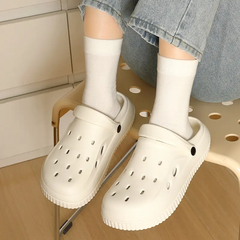 Women's White Croc Sandals Summer Outerwear 2025