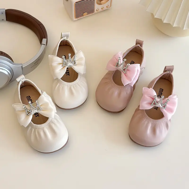 Girls Bow Princess Shoes 2025 Korean Style Leather Crown Rhinestone