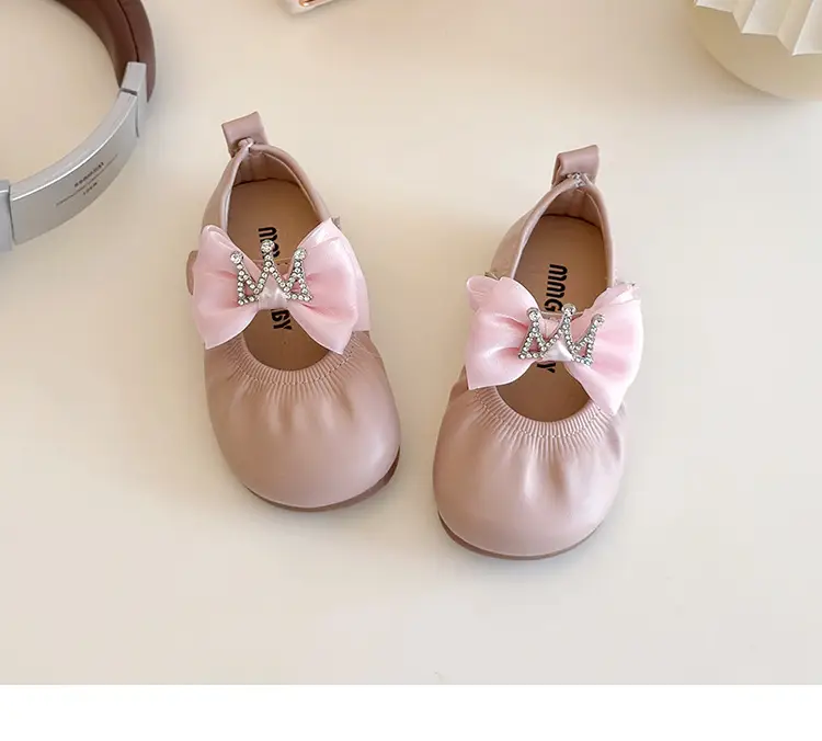 Girls Bow Princess Shoes 2025 Korean Style Leather Crown Rhinestone — feature 10