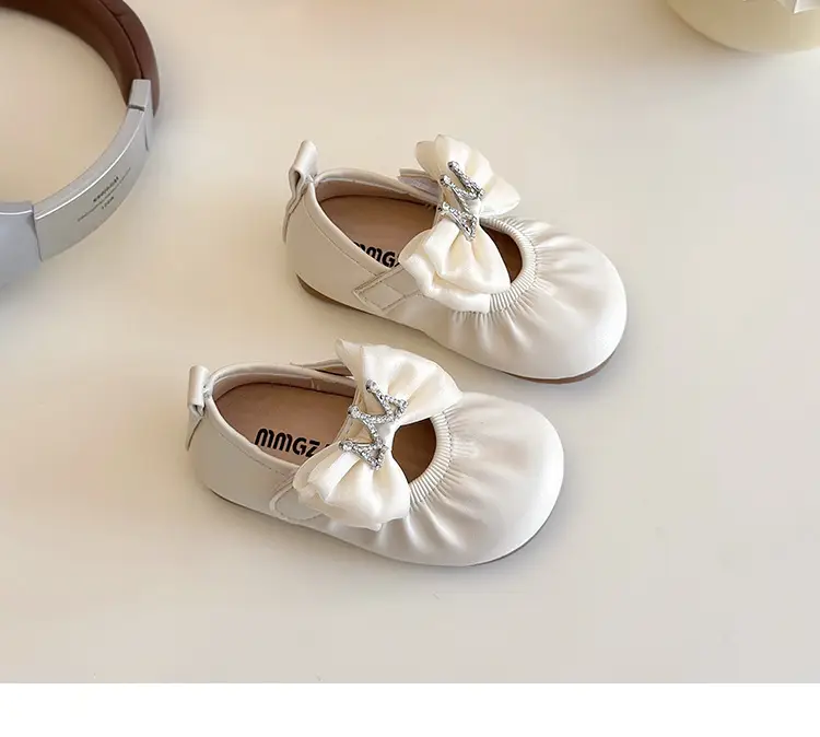 Girls Bow Princess Shoes 2025 Korean Style Leather Crown Rhinestone — feature 15