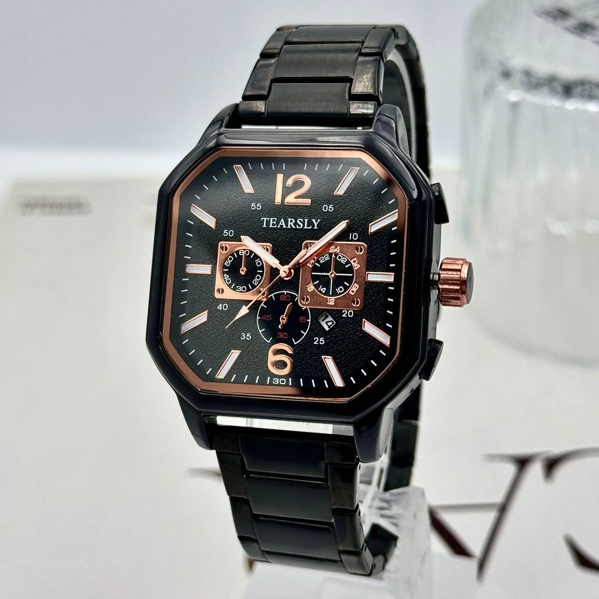 Luminous Quartz Sports Men's Square Watch with Calendar — feature 12