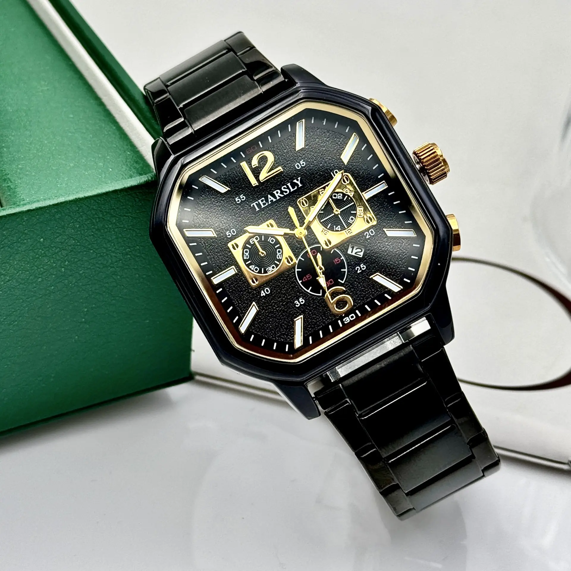Luminous Quartz Sports Men's Square Watch with Calendar — feature 14