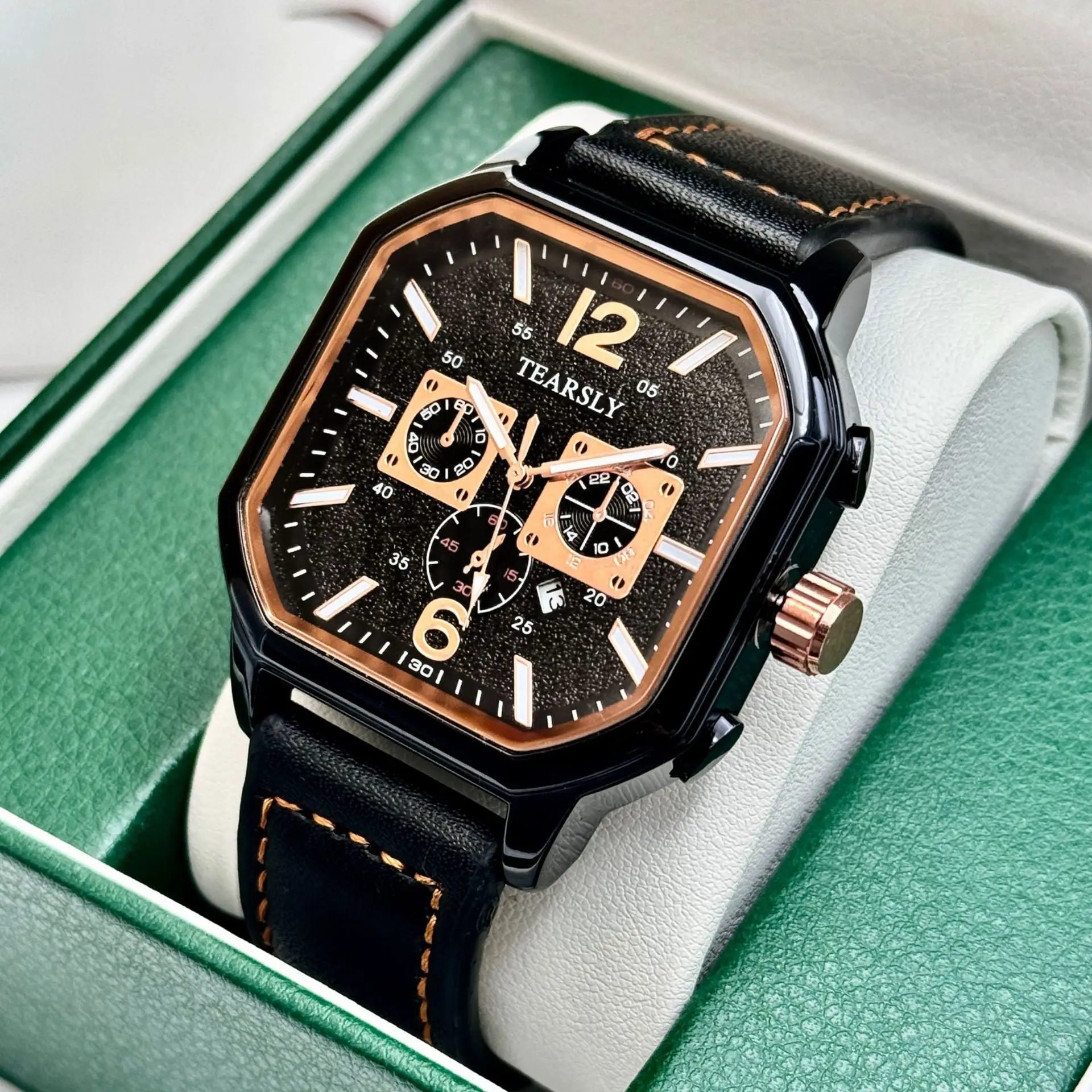 Luminous Quartz Sports Men's Square Watch with Calendar - Image 4