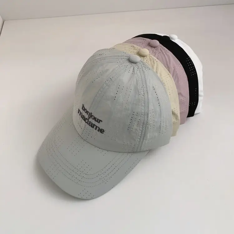 Women's White Embroidered Baseball Cap with "Bepoiseude" Text — feature 12