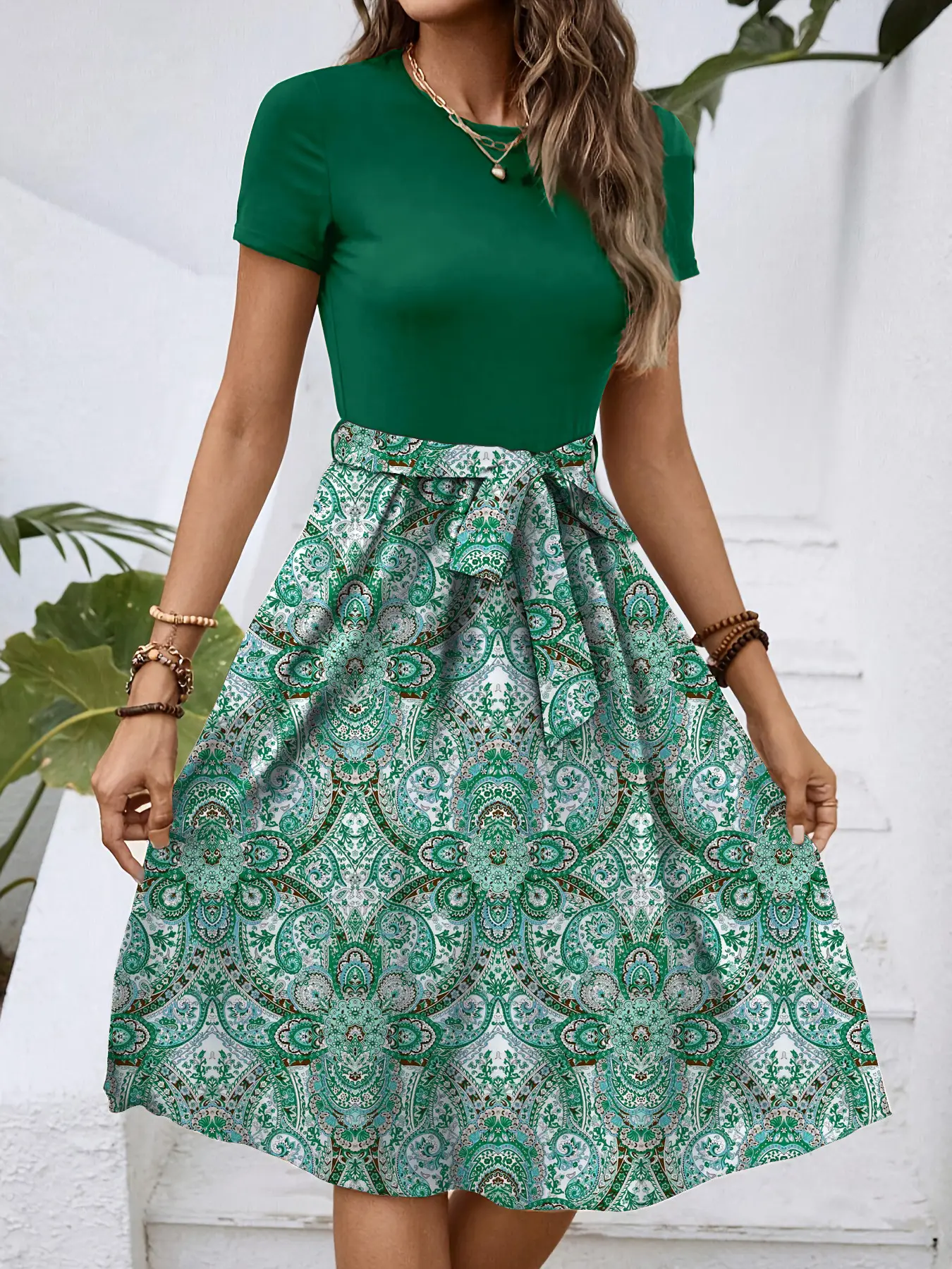 Women's Printed Bell Sleeve Skirt Set Maroon — feature 9