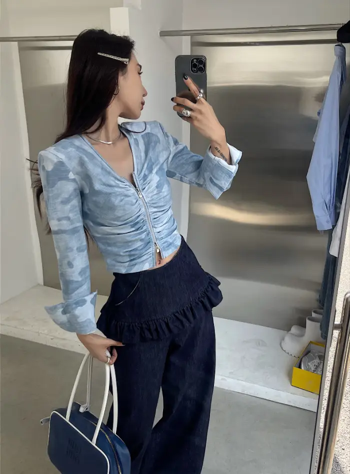 South Korea Women Dark Blue Lace Skirt Set — feature 9