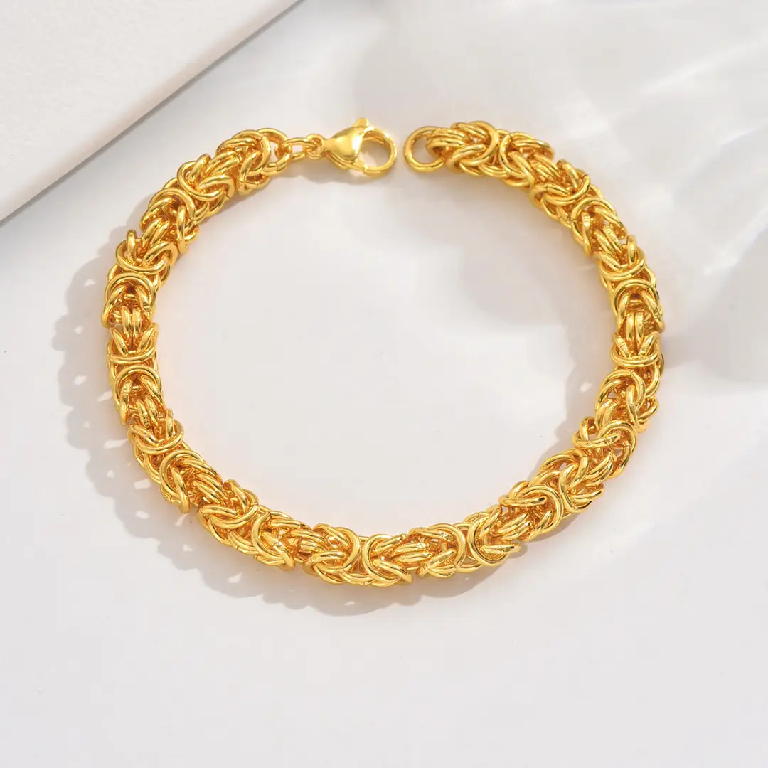 Explosive European and American metal style hand-woven retro domineering men's and women's wide dragon bone chain interlocking personalized bracelet