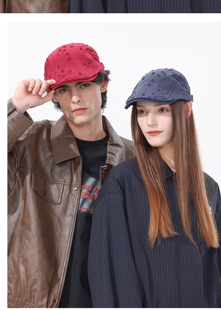 Black Sketching Beret Cap with Hole Forward Design — feature 12