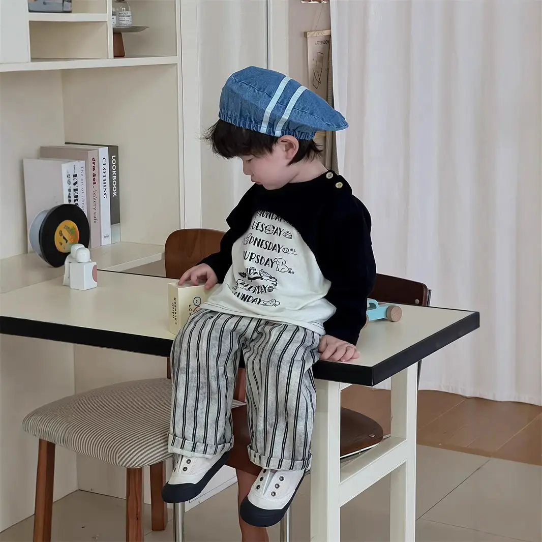 Kids Korean Style Autum 2025 T-Shirt Pants Set — feature 3