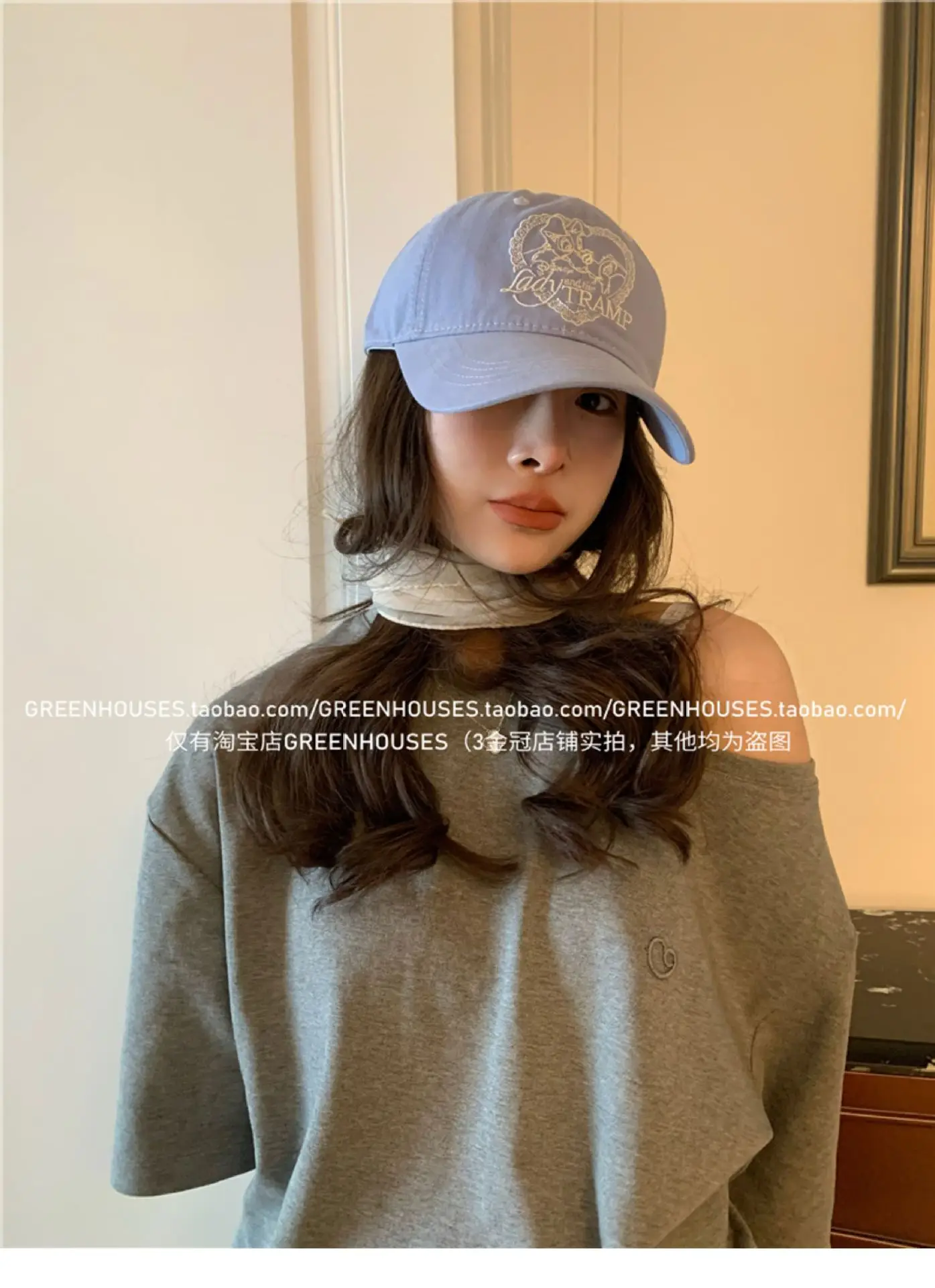 Women Navy Blue Heart Cap Baseball Cap — feature 10