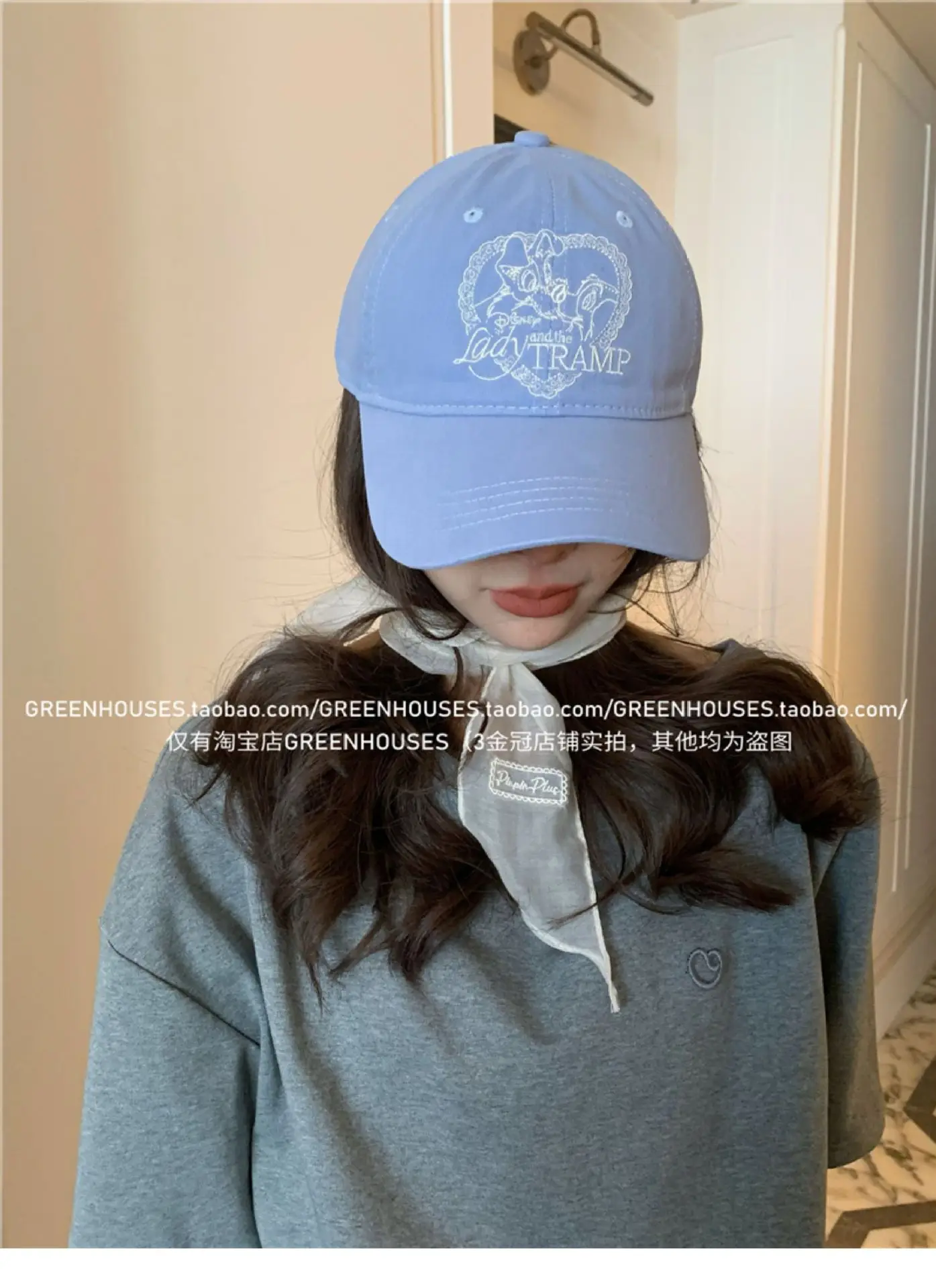 Women Navy Blue Heart Cap Baseball Cap — feature 6