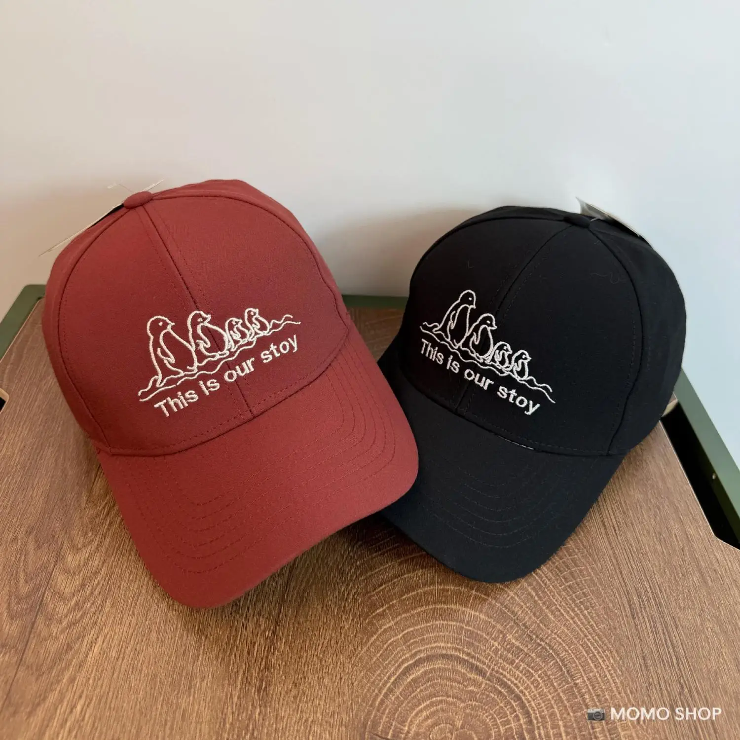 Women's Korean Cartoon Penguin Cap Beige Baseball — feature 11