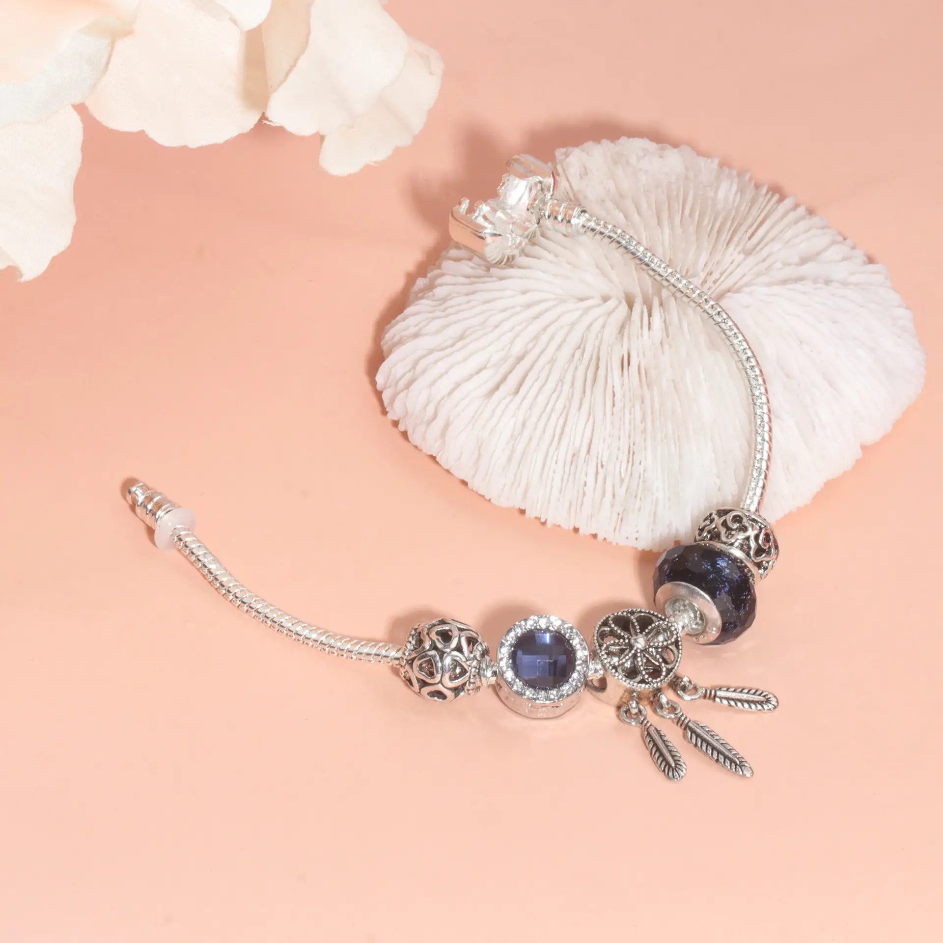 Dark Blue Cat's Eye Beaded Bracelet for Women - Image 4