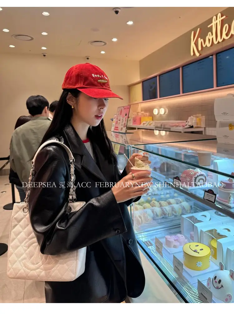 Women Korean Style Blue Baseball Cap with "Yes I Can" — feature 3