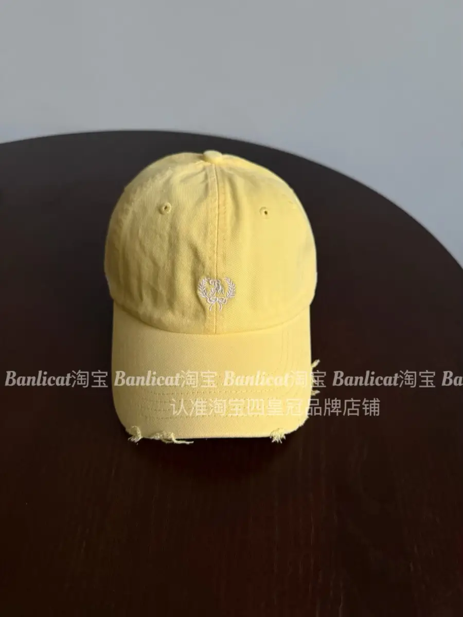Women Red Embroidered Baseball Cap 2026 Korean Design — feature 10