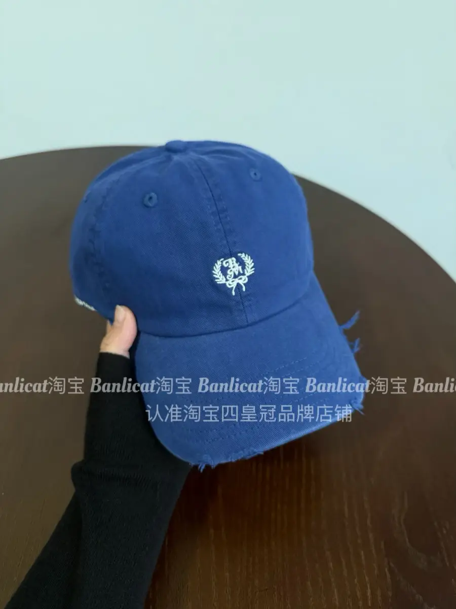 Women Red Embroidered Baseball Cap 2026 Korean Design — feature 3