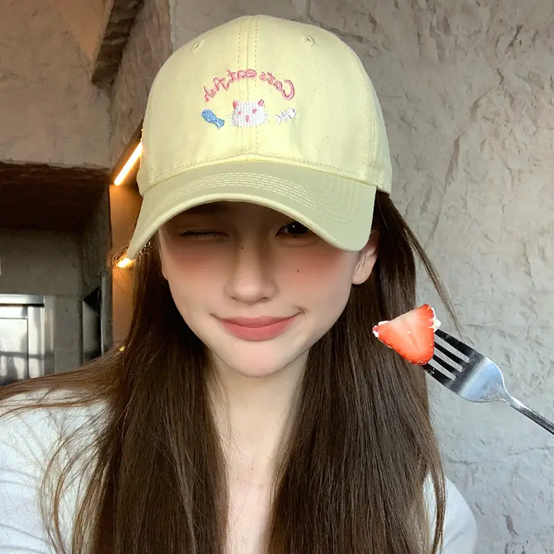 Japanese Kitten Embroidered Beige Baseball Cap Women 2025 Spring - Image 3