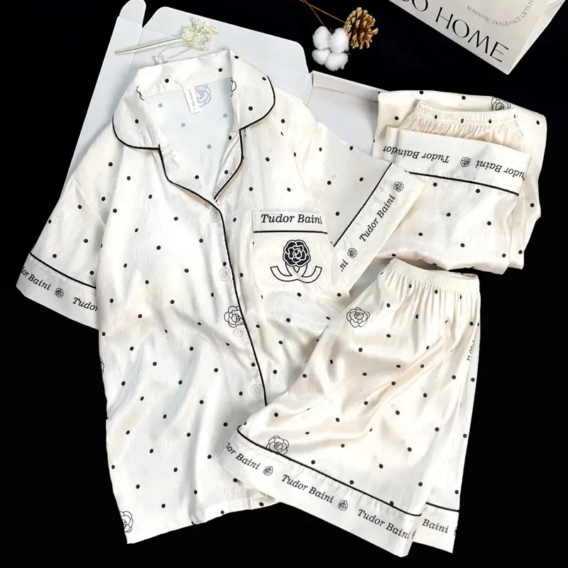 Summer Short-sleeved Ice Silk Pajamas with Chest Pad Women's Thin High-end Fashion Three-piece Ice Silk Home Clothes suit
