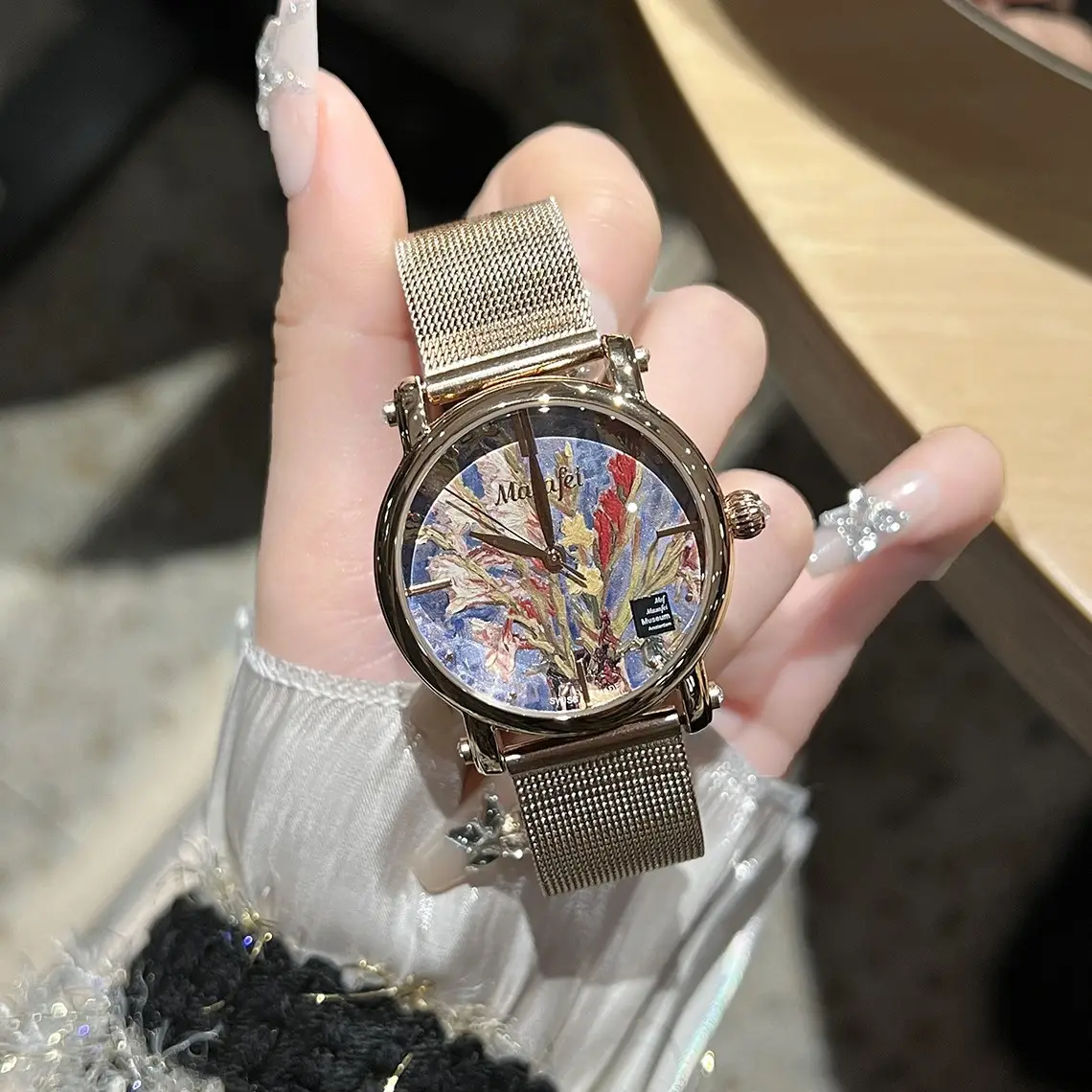 Women's Artistic Feather Watch with Gold Mesh Band - Image 6