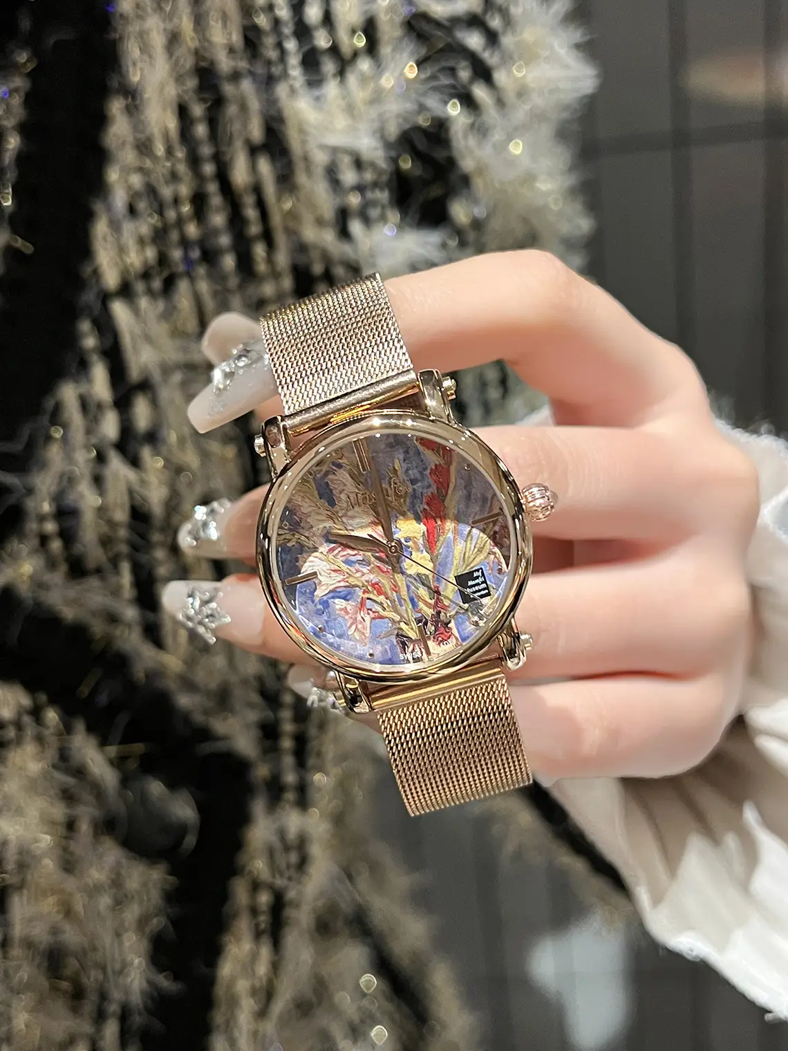 Women's Artistic Feather Watch with Gold Mesh Band — feature 4
