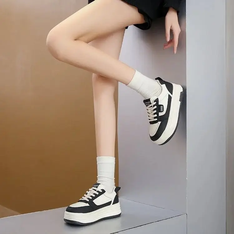 Explosions thick-soled small white shoes women's 2025 spring new all-match thick-soled heightened board shoes casual shoes muffin sneaker — feature 4