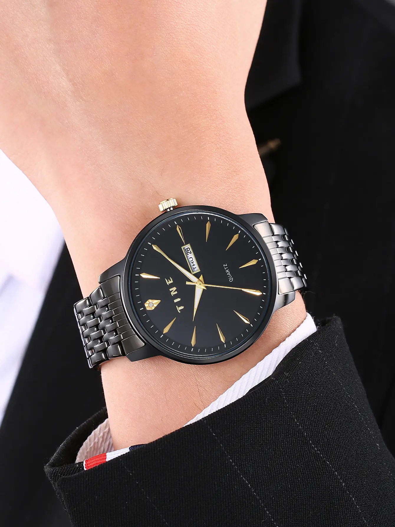 Tine Men's Luminous Waterproof Double Calendar Watch — feature 8
