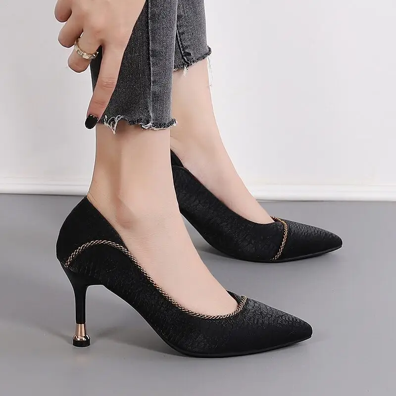 French Retro High Heels for Women 2026 Spring New Style Stiletto Shallow Mouth Versatile Pointed Toe Professional Single Shoes for Women - Image 4