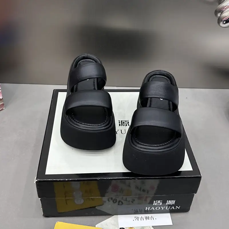 2025 Women's Black Sandals Summer Wear - Image 5
