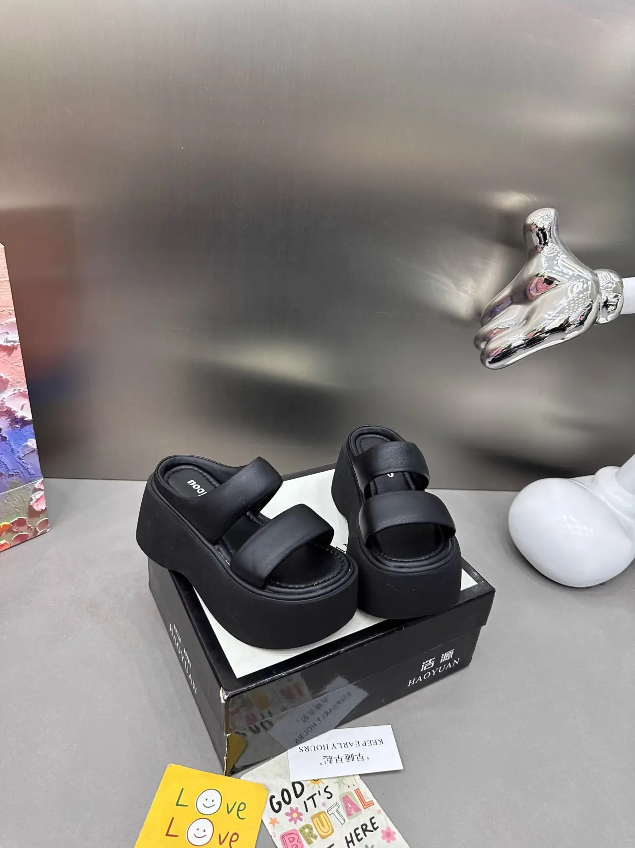 2025 Women's Black Sandals Summer Wear — feature 6
