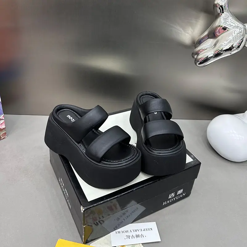 2025 Women's Black Sandals Summer Wear - Image 2