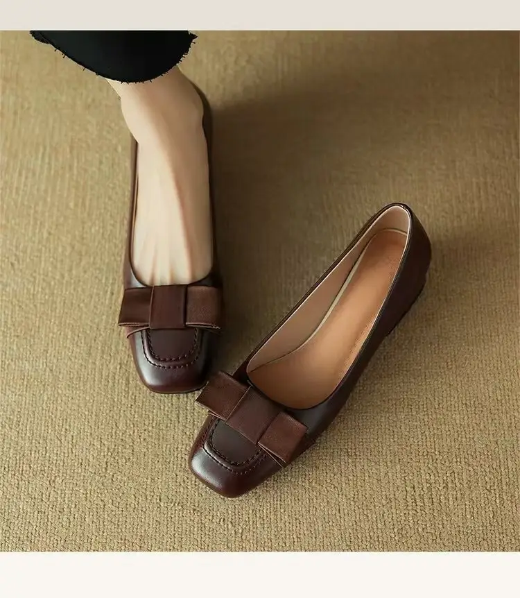 French Style Fragrant Style Color-matching Leather Shoes Women's 2025 Spring New Square Toe Thick Heel Bow Retro Mid-heel Single-layer Shoes — feature 8